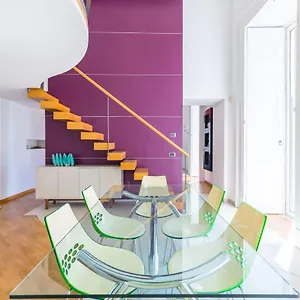Design & Duplex At National Museum Apartment