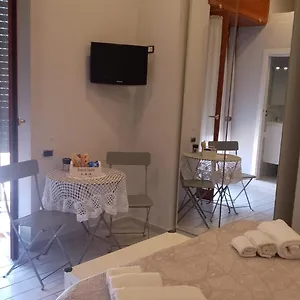 Apartament Elisabet, Neapol
